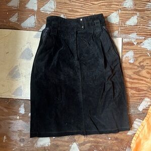 Suède and leather 80s pencil skirt